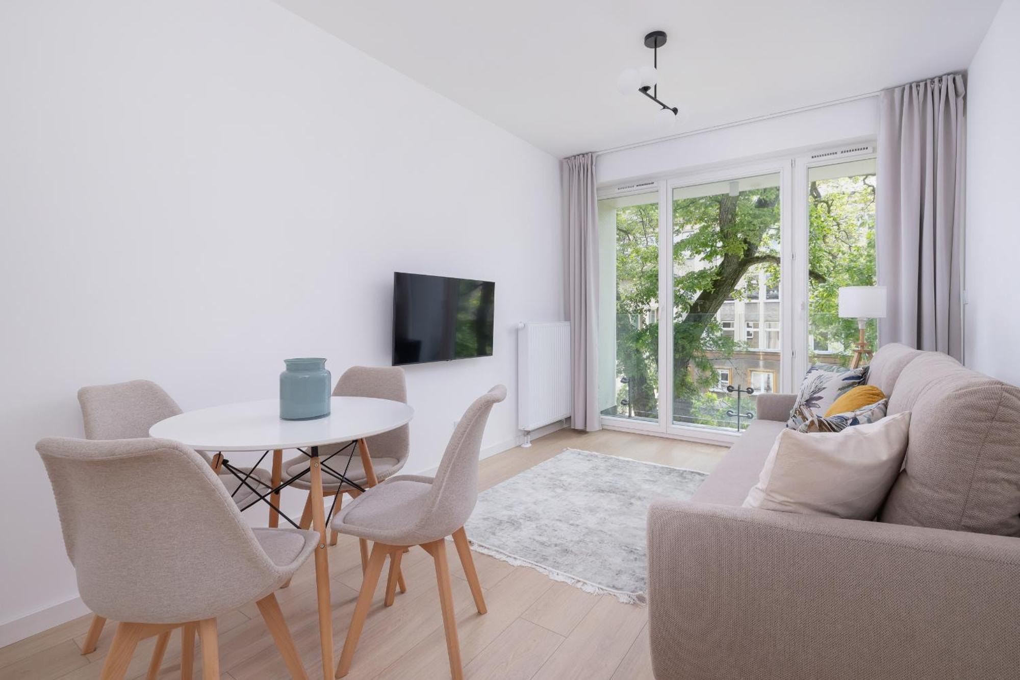 Krowoderska Apartment With Balcony Near City Center By Rent Like Home Krasków Exterior foto